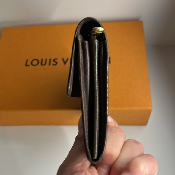 Auth Louis Vuitton Damier Ebene Sarah Long Wallet - Picture 14 of 14